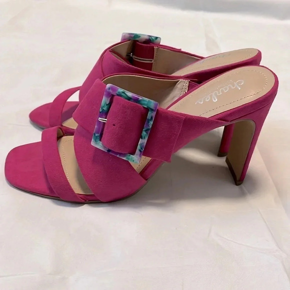 NWOT Fuchsia Faux Suede Heel Sandal, Size 8 - Picture 3 of 9